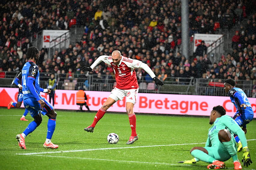 Brest vs AJ Auxerre (23:15 – 04/01) | Xem lại trận đấu